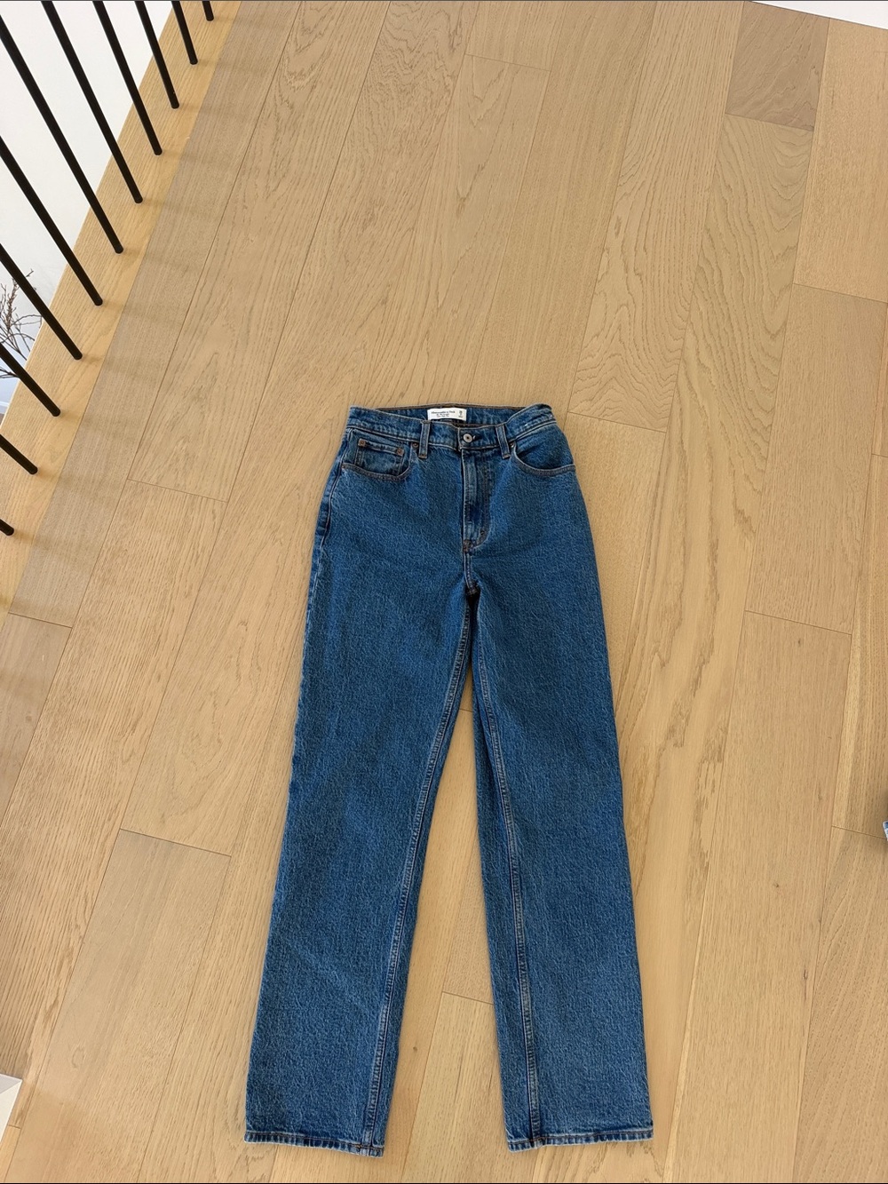 Abercrombie & Fitch Straight Leg Dark Blue Jeans